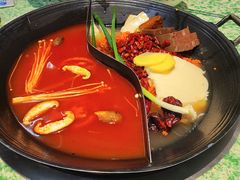 -肖婷姐大铁锅重庆火锅(南湖店)