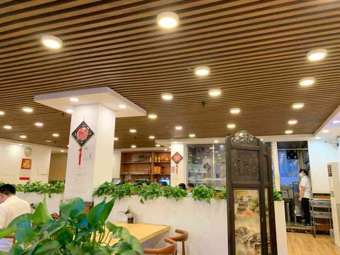 陕西大厦传统风味餐厅-"对于西北人来说还是不够足味正宗呐,炒片稍.