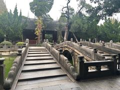 -汇龙潭