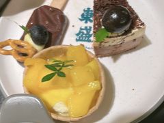-東盛炭烤自助料理(玄武招商花园城店)