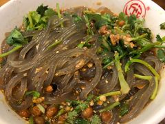 万记特色酸辣粉-万记麻辣烫国展总店