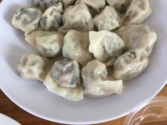 -溢香专业制作饺子云吞(莲花二村店)