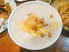 荔湾艇仔粥-香港表哥茶餐厅(银泰百货店)