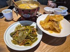 -关东小磨东北菜(上海长风大悦城店)