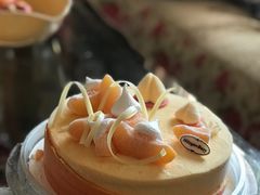炙爱黄桃蛋糕冰淇淋-哈根达斯(青岛海信店)