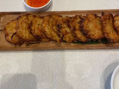 米兰虾饼-聚鑫阁江浙菜·非遗传承技艺(青村帝华园店)