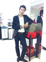 本人美丽电话：18801315437-茉缇专业美发