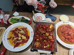 -叶派龙虾•招牌香辣蟹·海鲜(中海国际店)