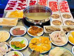 -罗二娘·鲜切牛自助火锅(罗湖东门步行街店)