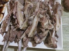 -亚黑亚炕锅农家美食(清水河店)