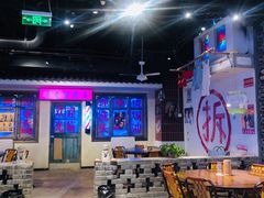 大堂-马路牙子地桌烤肉(工体店)