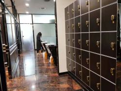 -八佰伴8008星级形象店