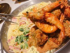炸鸡配奶油意大利面-HOTISLAND海鸡岛·韩国料理(江南西店)