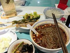 -张氏宽窄巷成都名小吃(茂业百货华强北店)