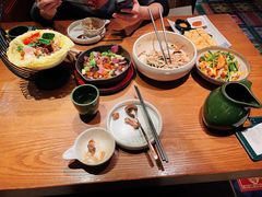 -云海肴·汽锅鸡·云南菜(天山百盛优客店)