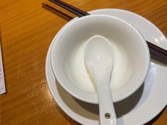 -莲餐厅·湖北菜·潜江小龙虾店(愚园路店)
