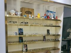 -视野联行眼镜•蔡司•依视路(温江店)
