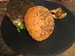 -HIGH FIVE哈福手工汉堡(桂林路店)