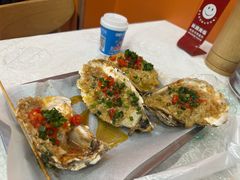 -海盗船. 龙虾烧烤. 酒馆