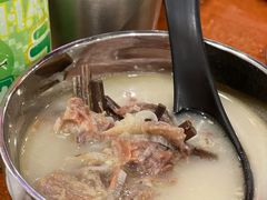 老妈特制牛尾汤-蒜香焼肉PURUSHIN(马场路店)