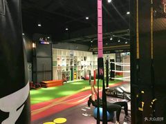 -VLines耀能运动24小时·月付制健身(京广桥店)