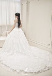 -LOVE SHINE婚纱·红鼎庄龙凤褂·妈妈装定制