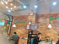 -哈尔滨烧烤·山河村铁锅炖(交大店)