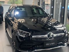 -上海星瀚奔驰4S店(红柳路店)