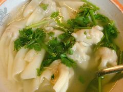 鸡汤小馄饨-早安山丘·豆浆油条(小木桥路店)