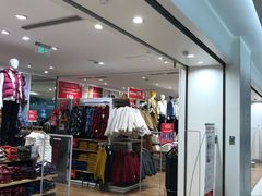 -优衣库(上海虹口龙之梦店)