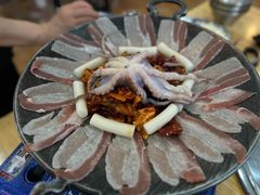 牛肉章鱼火锅-牛信亭韩国料理·炭火烤肉(紫藤路店)
