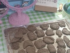 -三只小羊蛋糕DIY烘焙·拼豆·银饰(光谷店)