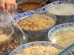 -八一路好吃街(雨田商务大厦店)