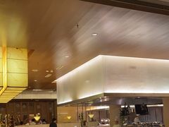 -东西风牛排馆周末烧烤自助(首都机场希尔顿店)
