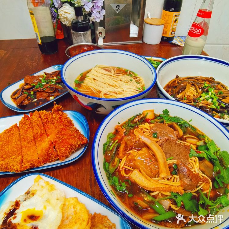 魔都探店｜毒🐍面馆🍜
