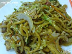 海鲜炒乌冬28蚊～-超群咖啡葡式美食(南贵花园店)