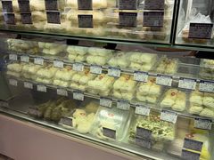 -白玉兰食品甜凤店(合生汇店)