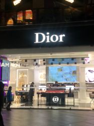 -Dior