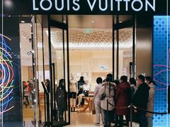 -LV路易威登(德基广场店)