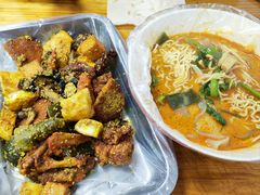 -二钢串叔麻辣烫(华龙大厦店)