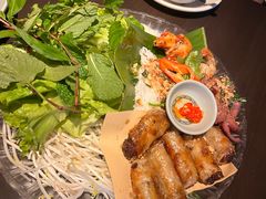 -大头虾越式风味餐厅(光明广场店)