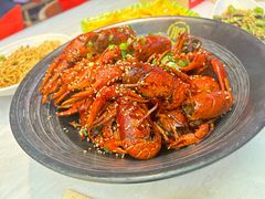 -肥肥虾庄·金牌油焖大虾(沙湖店)