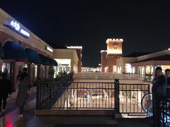 -首创奥特莱斯(西安店)