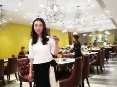 -小天鹅戴斯酒店鲸鲨百汇创作料理