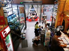 -老东镇啤酒屋海鲜加工·蒸汽海鲜·海鲜烧烤(台东店)