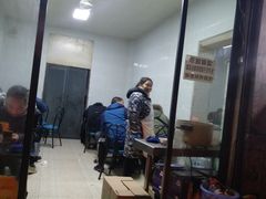 门面-薛记襄阳香辣牛肉面(平安路店)