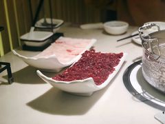 -左庭右院鲜牛肉火锅(浦江欢乐颂店)