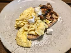 煎蘑菇鸡蛋芝士三明治-BAKER&SPICE(环贸店)