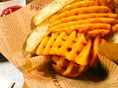 -HIGH FIVE哈福手工汉堡(桂林路店)