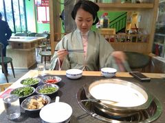 -肖仙仙羊肉汤·始于1996年(郫都店)